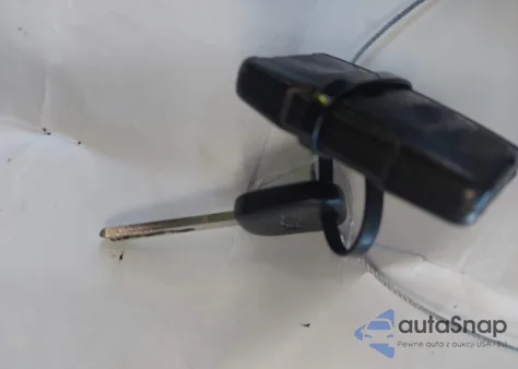 2015 Chevrolet Tahoe Lt z USA, uszkodzony, nr VIN 1GNSKBKC1FR668780